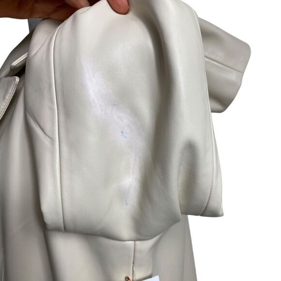 Good American 2 " Better than Leather " Oversized blazer in a cream NWT - Picture 5 of 14